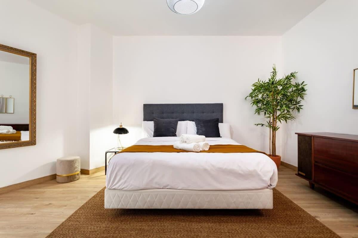Exclusive Huge 4 Double Bedroom City Center Barcelona Exterior photo