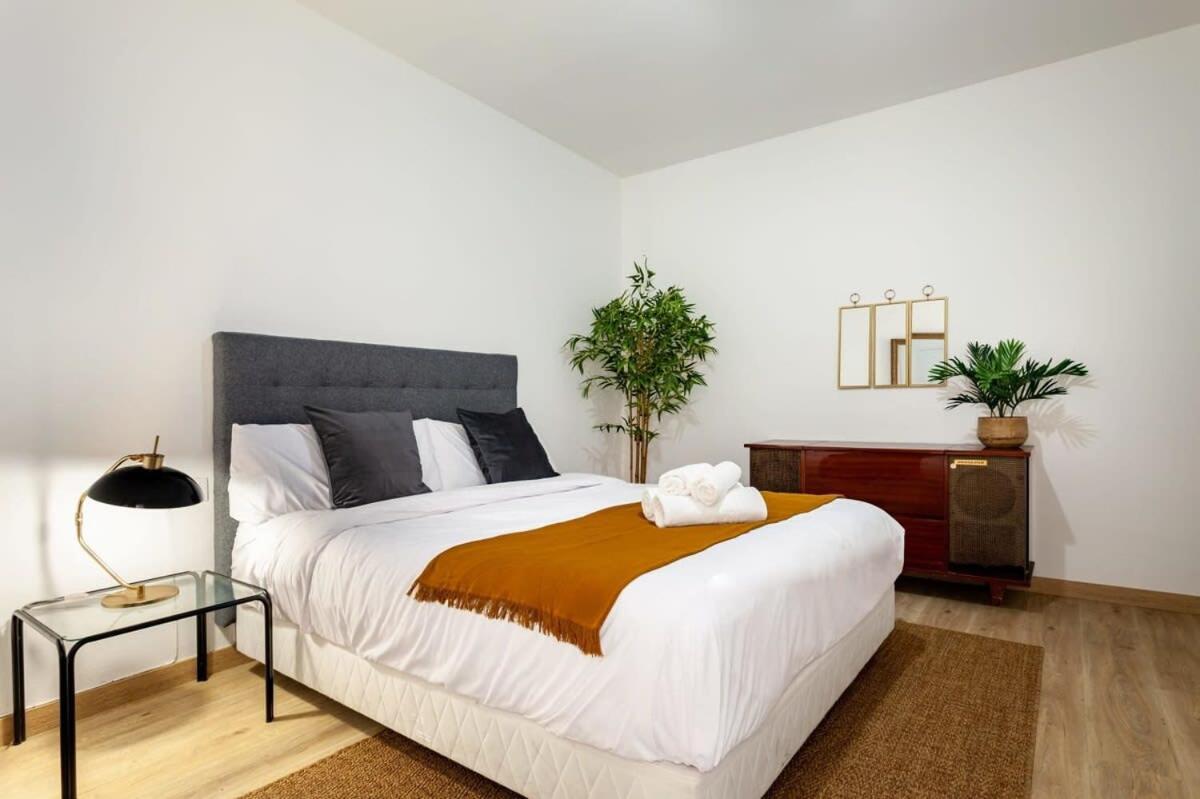 Exclusive Huge 4 Double Bedroom City Center Barcelona Exterior photo