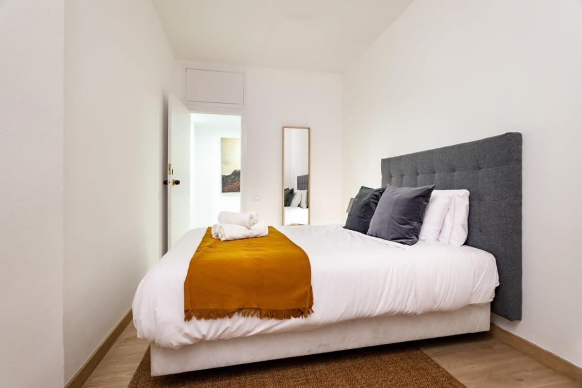 Exclusive Huge 4 Double Bedroom City Center Barcelona Exterior photo